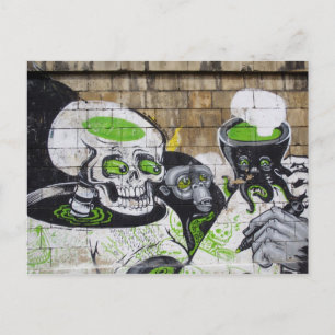 Carte Postale Graffiti au crâne et au chimpanzé