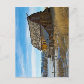 Carte Postale Grange en vieux bois en hiver