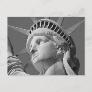 Carte Postale Gros plan noir et blanc Statue de la Liberté
