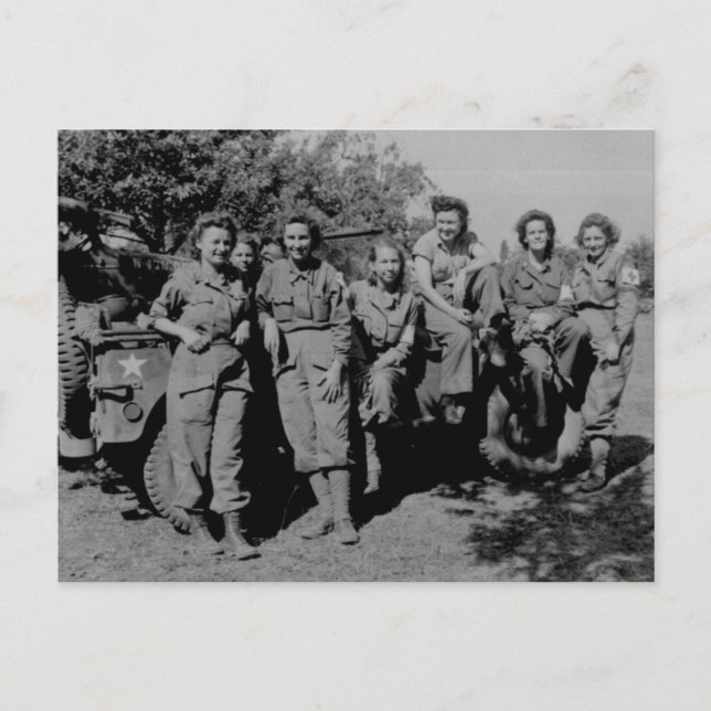 Carte Postale Groupe De Soeurs - Infirmières Pendant Les 2ÈME GU (Devant)