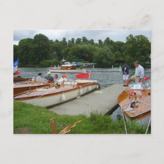 Carte Postale Henley sur Thames, Bateaux à moteur traditionnels