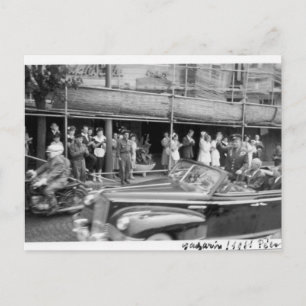 Carte Postale Historic photo of Yuri Alekseyevich Gagarine
