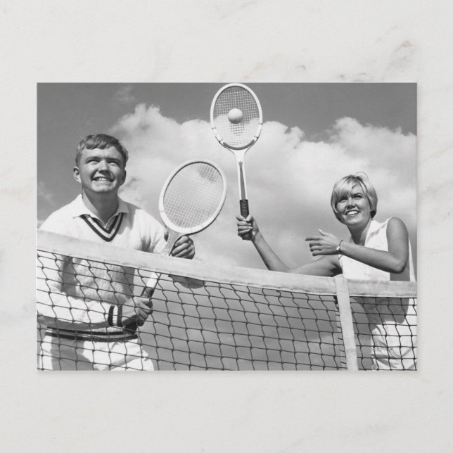 Carte Postale Homme et femme jouant au tennis (Devant)