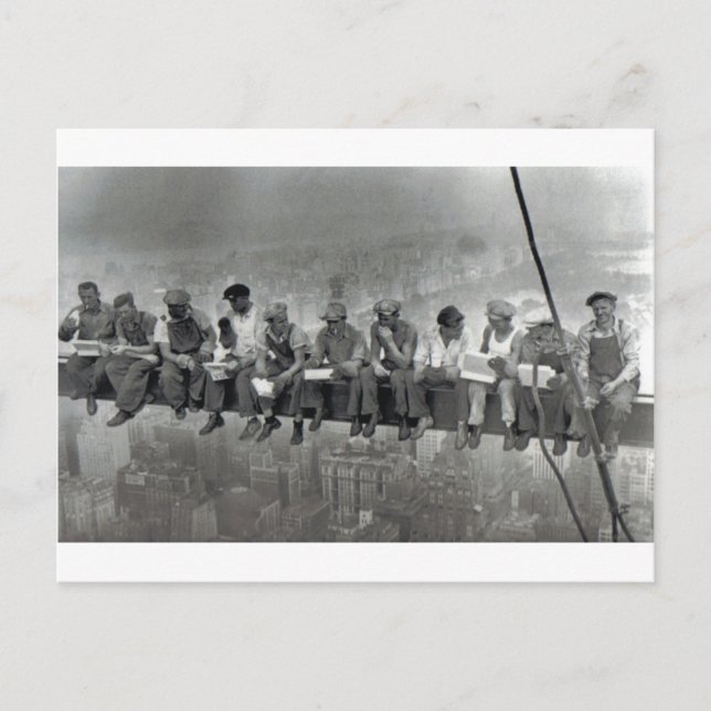 Carte Postale Hommes sur rail photographie vintage (Devant)