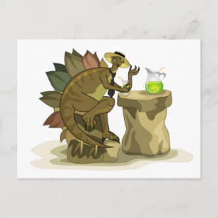 Carte Postale Illustration d'un stégosaure buvant une boisson.