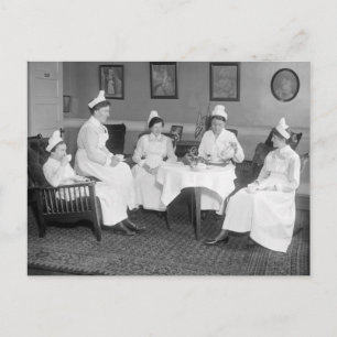 Carte Postale Infirmières au thé, début des années 1900