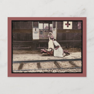 Carte Postale Infirmières et blessés à la gare