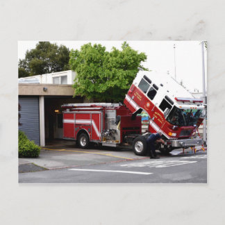 Carte Postale Inspection des camions