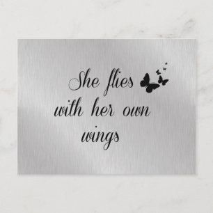 Carte Postale Inspiration Elle vole avec sa propre citation d'ai