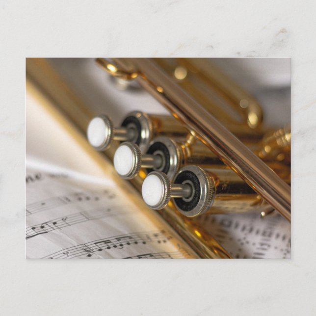 Carte Postale Instrument en laiton de trompette et de feuille de (Devant)