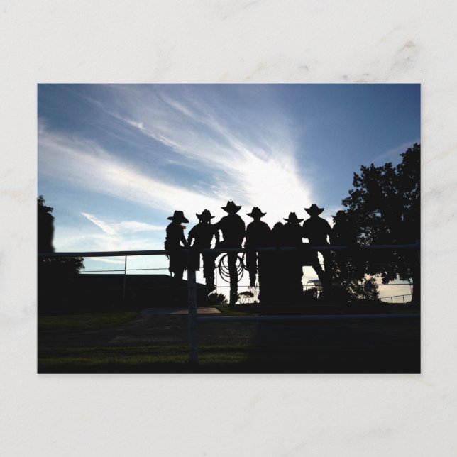Carte Postale Jeunes cowboys et cowgirls sur une clôture (Devant)
