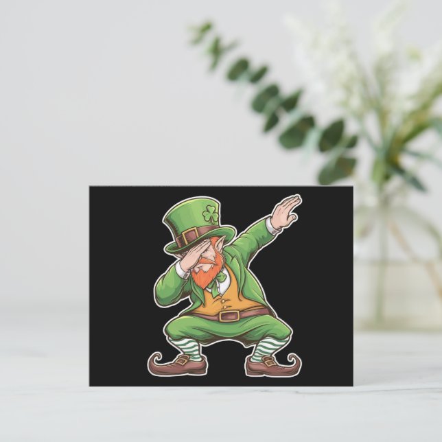 Carte Postale Jour de la Saint Patrick Dab Dabbing Leprechaun En (Debout devant)