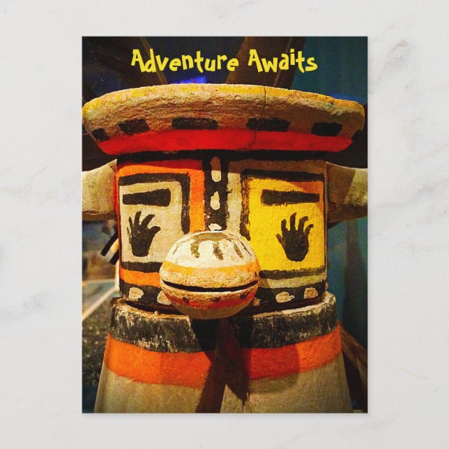Carte Postale Kachina Doll Face Photo Aventure Await mignonne Bo (Devant)