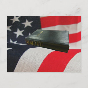 Carte Postale La Bible sur le drapeau américain