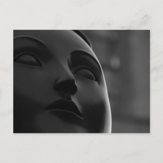 Carte Postale la douceur d'elle - statue de Botero