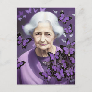 Carte Postale La femme âgée et les papillons violets