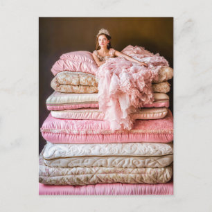 Carte Postale La princesse et le pois sur son lit