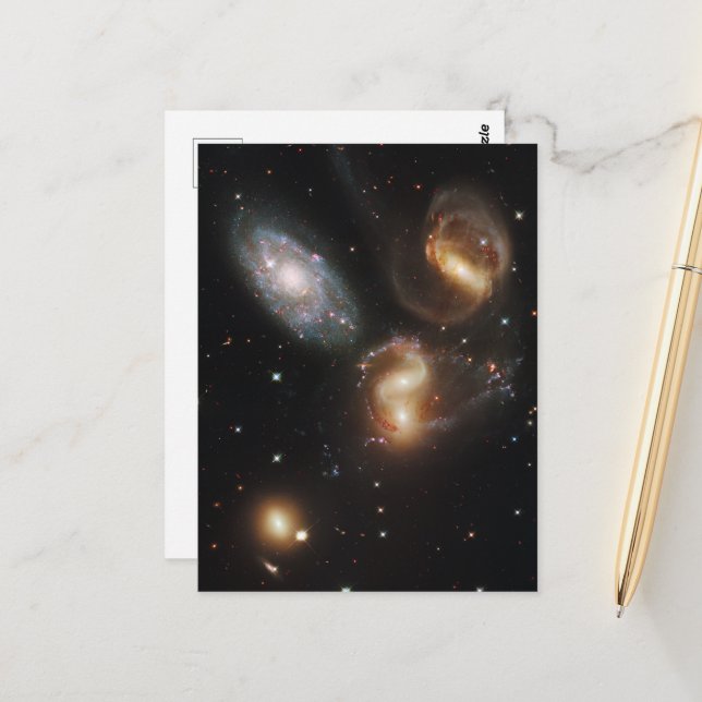 Carte Postale La quintette de Stephan : Une épave galaxie galact (Devant/Arrière en situation)