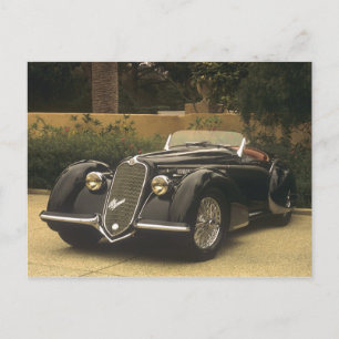 Carte Postale L'Alfa Romeo 8C 2900B est une voiture très rare et
