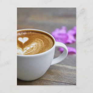 Carte Postale Latte de la coupe du matin avec mousse en forme de