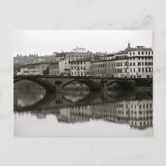 Carte Postale Le long de l'Arno à Florence, Italie (Devant)