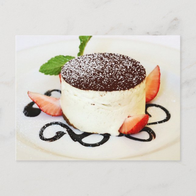 Carte Postale Le Tiramisu - un dessert italien en couches (Devant)