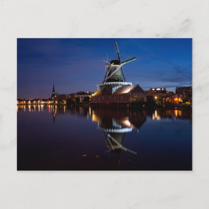 Carte Postale Leidschendam moulin à vent avec réflexion la nuit