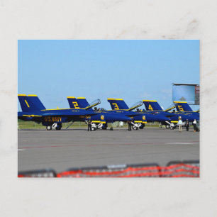 Carte Postale Les jets US Navy Blue Angels alignés sur le tarmac