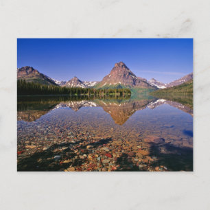Carte Postale Les montagnes se reflètent dans le lac calme Two M