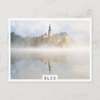Lever de soleil brumeux au lac de Bled