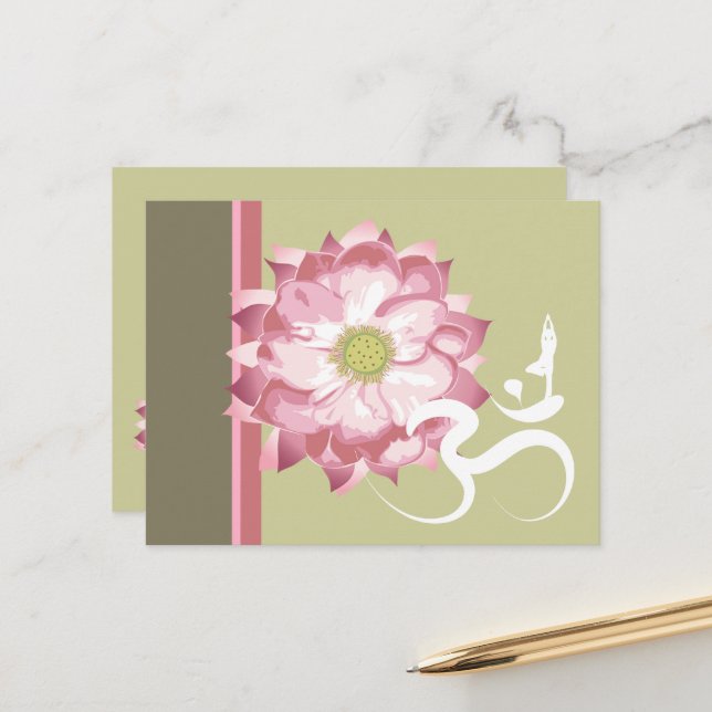 Carte Postale Lotus Rose Yoga Fleur et Calligraphie Zen Om Aum (Devant/Arrière en situation)