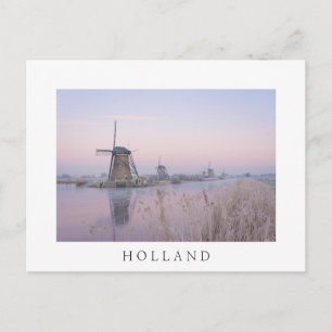 Carte Postale Lumière du lever du soleil en hiver sur les moulin