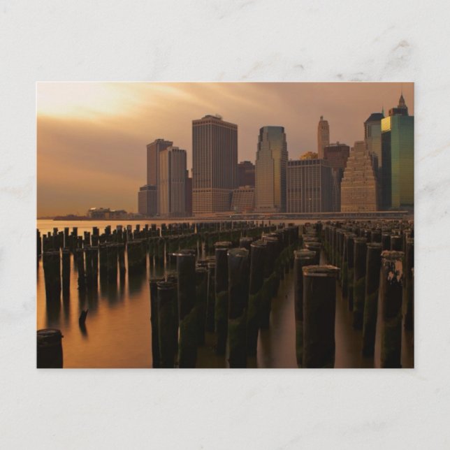Carte Postale Luminosité du coucher du soleil pendant les cieux  (Devant)