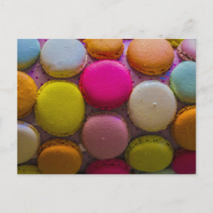 Carte Postale Macarons colorés Dessert Cuit Savoureux