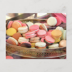 Carte Postale Macarons de différentes couleurs