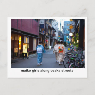 Carte Postale Maiko Girls le long des rues d'osaka