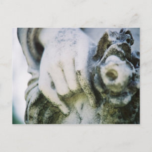 Carte Postale Main et couronne