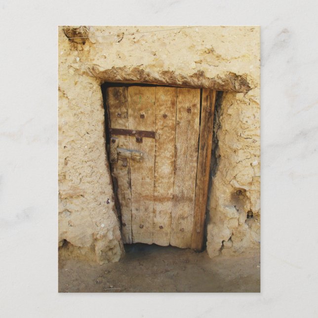 Carte Postale Maison en briques de boue avec vieille porte Siwa  (Devant)