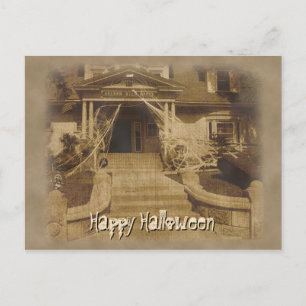 Carte Postale Maison hantée à Halloween