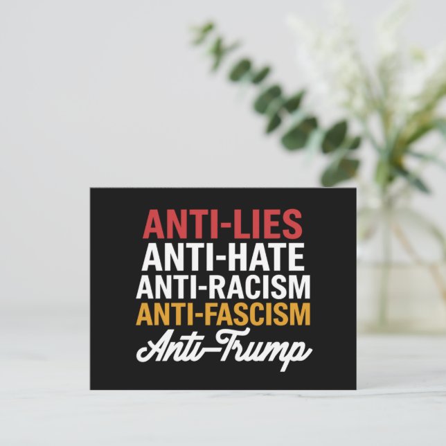 Carte Postale Mensonges et fascisme anti-Trump contre la haine e (Debout devant)
