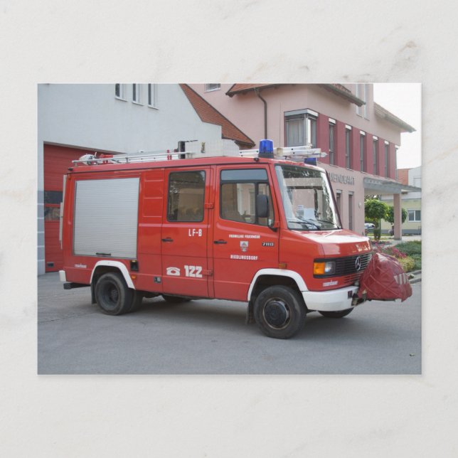 Carte Postale Mercedes Benz 711D Rosenbauer (Devant)