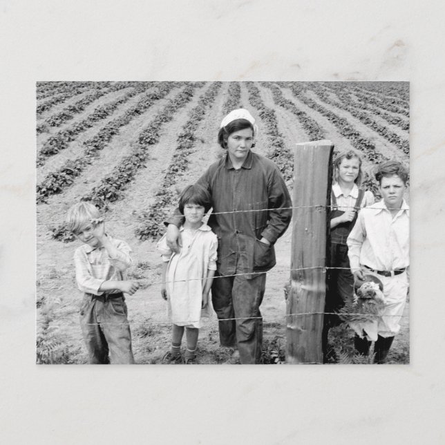 Carte Postale Mme Arnold et les enfants - 1939. (Devant)