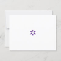 Modèle de mandala floral violet stylisé sur un noi