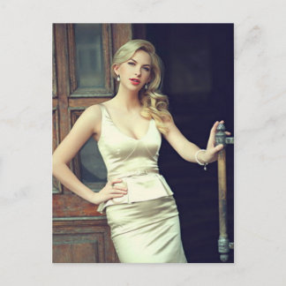 Carte Postale Modèle de mars du mois