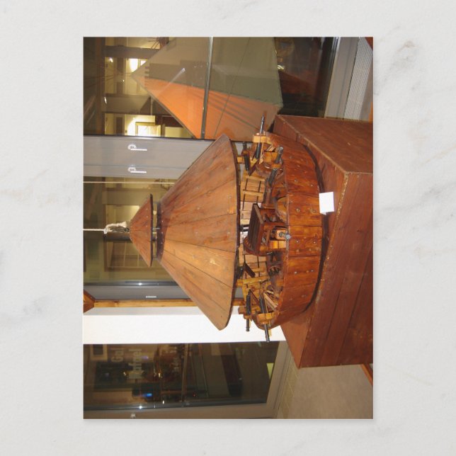 Carte Postale Modèle d'un réservoir basé sur des dessins de Leon (Devant)