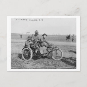 Carte Postale Moto militaire avec Sidecar et Machine Gun