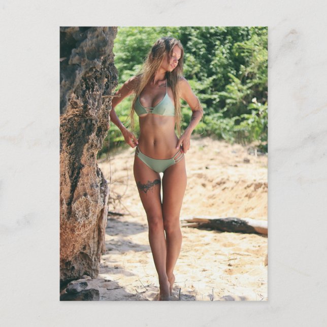 Carte Postale Nature girl bikini (Devant)