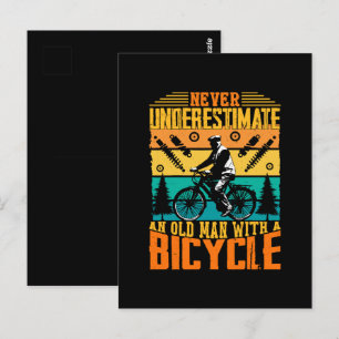 Carte Postale Ne sous-estimez jamais un vieil homme à vélo