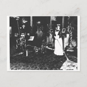 Carte Postale Nettoyeur de vide au travail