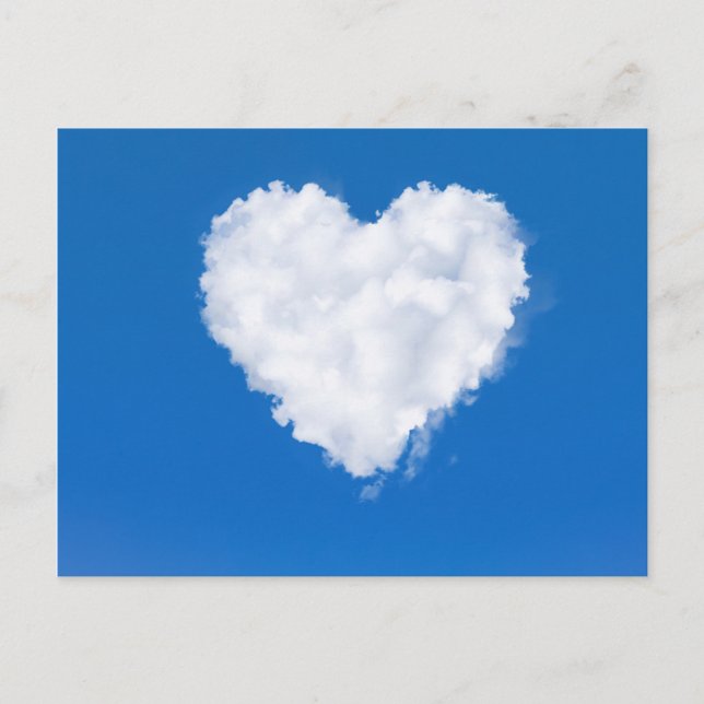 Carte Postale Nuage en forme de coeur dans le ciel bleu (Devant)